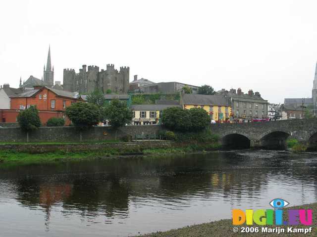 18976 Enniscorthy Castle by day